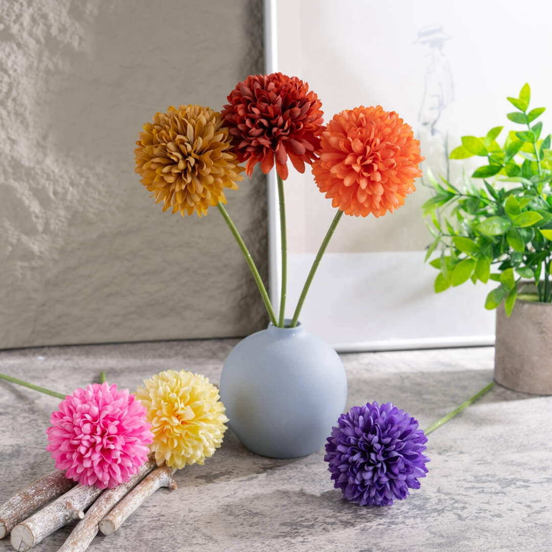Brighten up any room with this colorful floral arrangement featuring our Premium Artificial Dandelion and Faux Flowers. 🌼