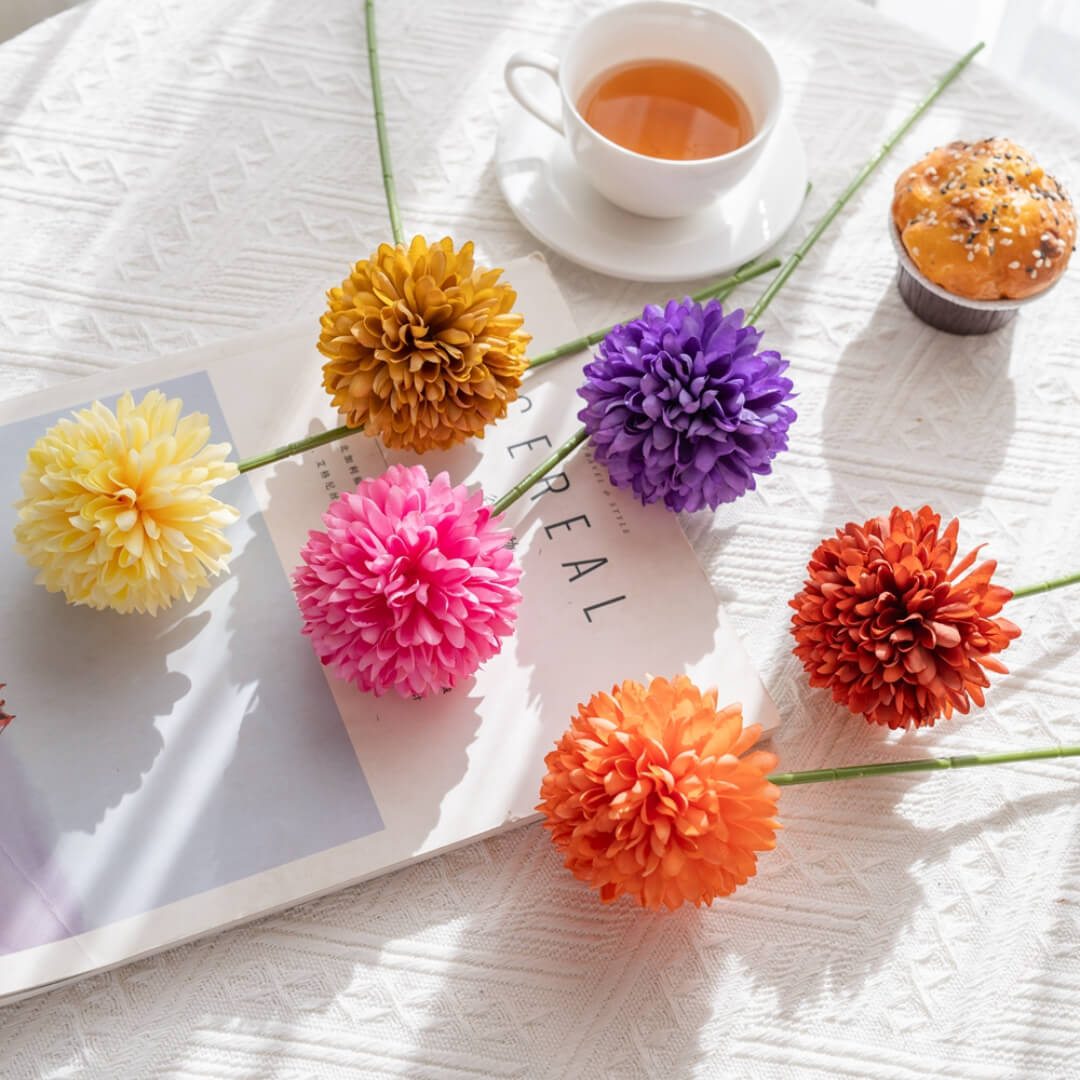 Bring nature indoors with our Premium Artificial Dandelion and Faux Flowers, creating a stunning floral decor. 🌼