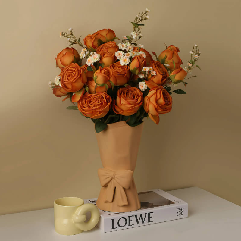 Elegante jarrón artístico con forma de pajarita: regalo perfecto para los amantes de las flores