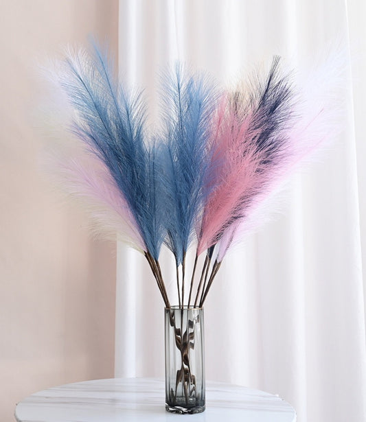Exquisite handcrafted pampas grass bouquet, showcasing the beauty of nature.