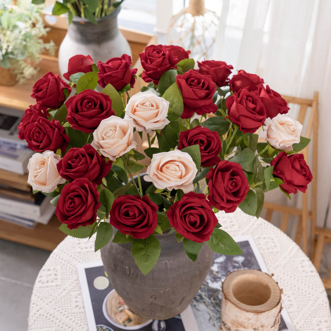 A bouquet of roses, exuding a romantic atmosphere.