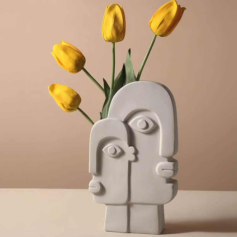 Double face vase with flower arrangement 1