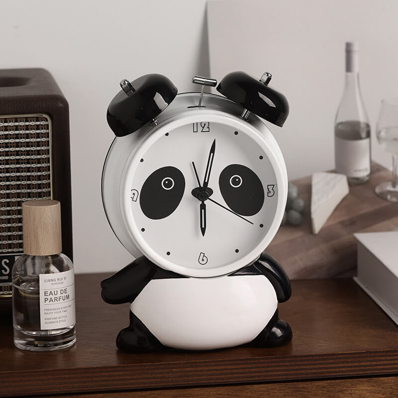 Panda clock display photo 1